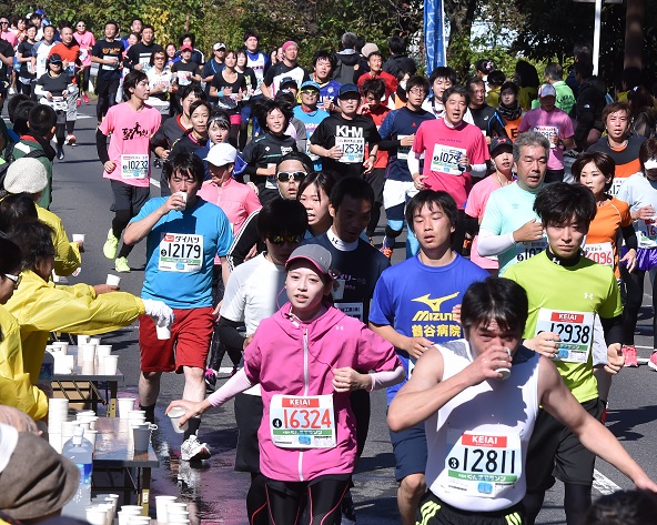 %ef%bc%91%ef%bc%90%e3%82%ad%e3%83%ad%e3%81%ae%e7%b5%a6%e6%b0%b44230