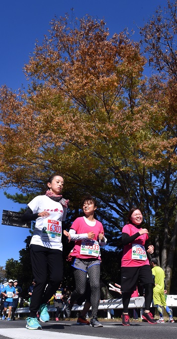 10%e3%82%ad%e3%83%ad%e8%89%b2%e3%81%a5%e3%81%8f4305