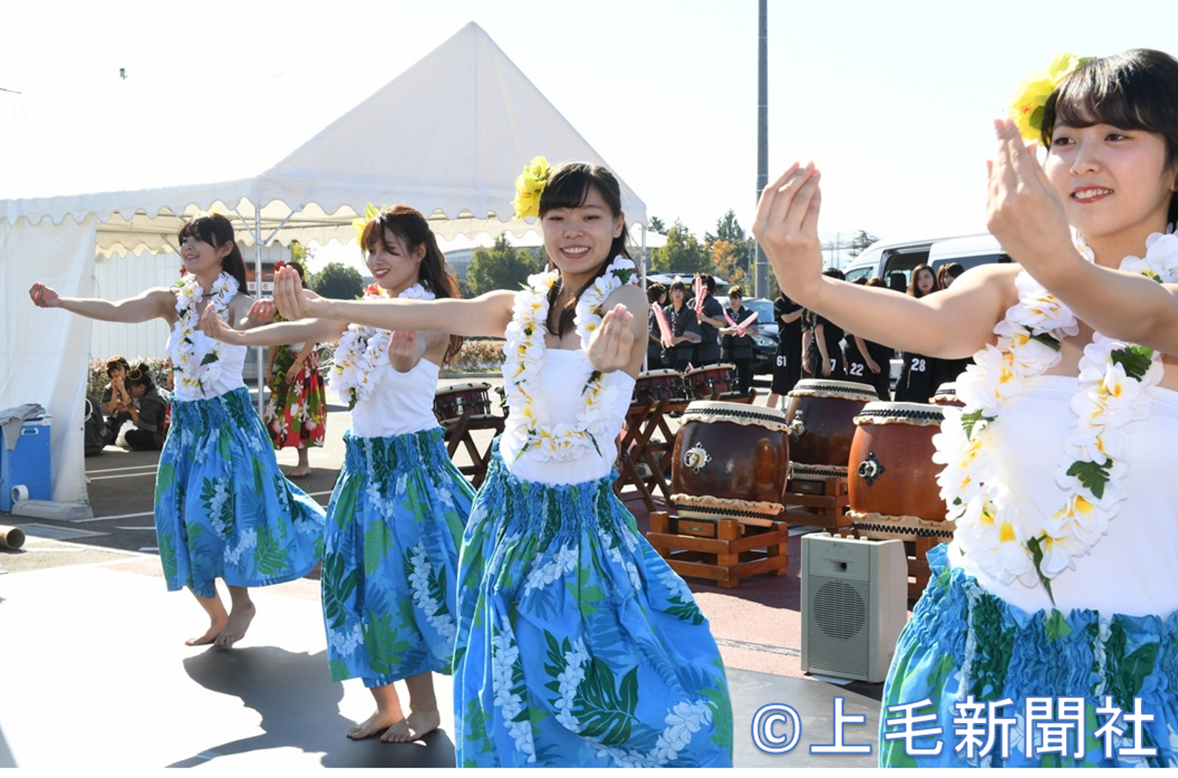 育英短期大学ハワイアン部